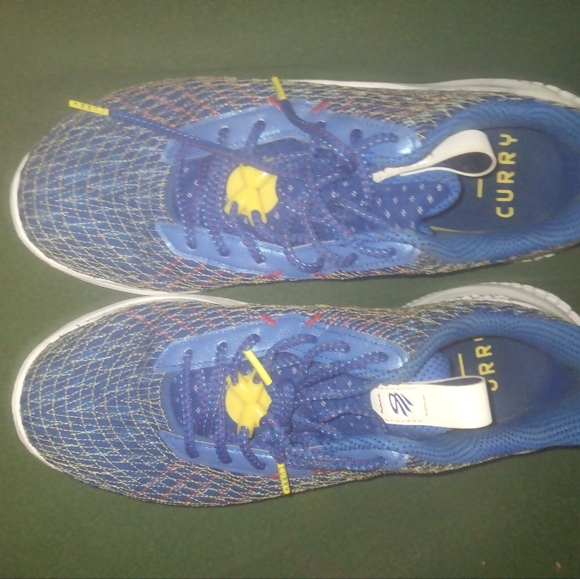 Curry flow 9 - Picture 2 of 3